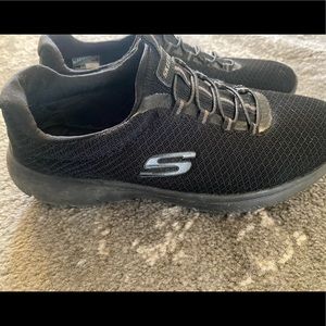 Sketchers Sneakers